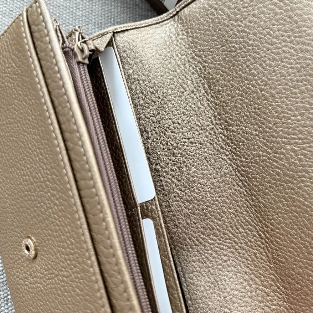 New Gucci Soho Leather Continental Wallet